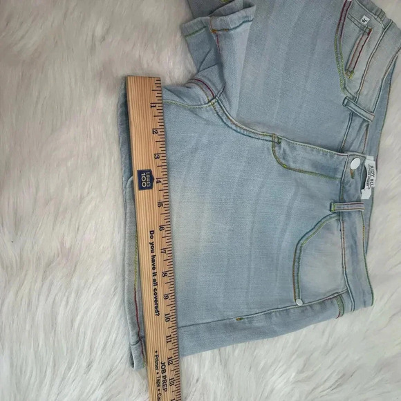 Judy Blue Mid-Rise Rainbow Thread Women's Shorts Size Large Summer Trendy - Picture 5 of 14